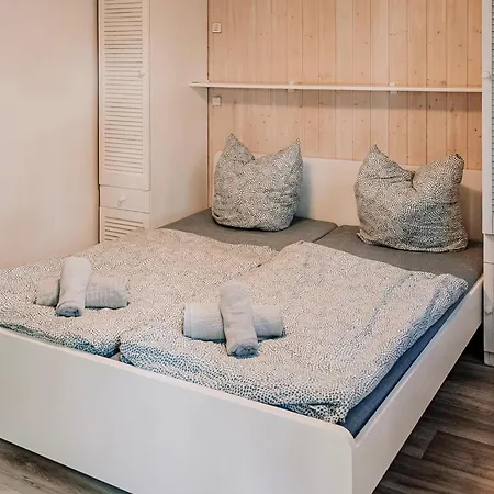 Feriehus Ferienhaeuser Insel Usedom Waldhaus 1 Mit Whirlpool - Direkt Am Achterwasser Lutow